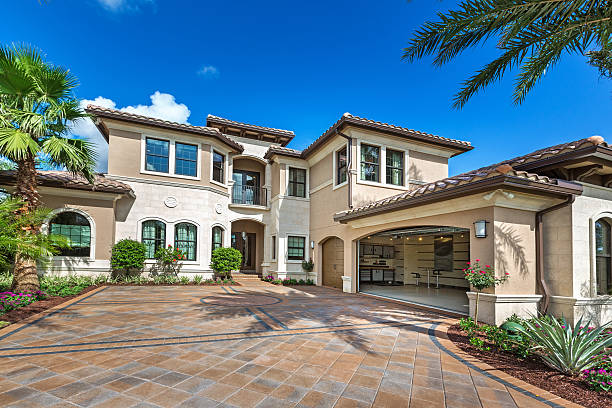 Best Driveway Pavers Near Me  in Carson City, MI
